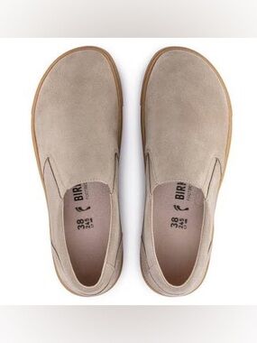 Women’s Birkenstock Shoes Oswego Loafer Slip On Suede Sandcastle New NWT